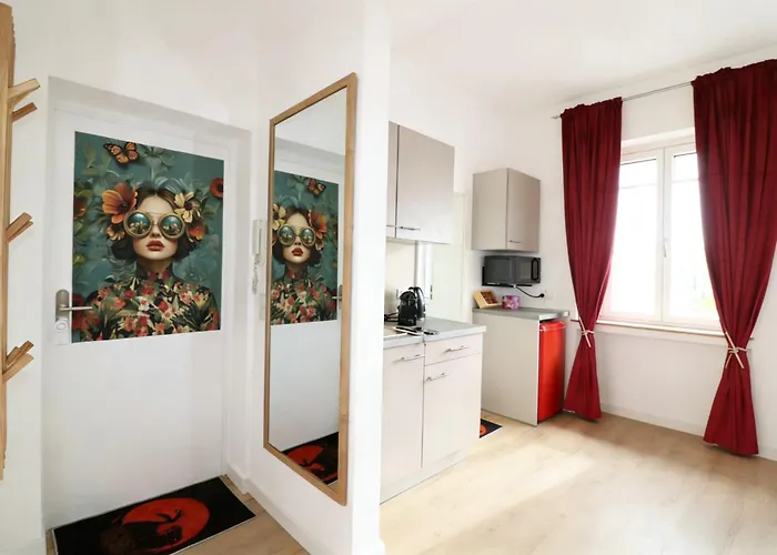 Room4You Kamp8 2 Apartments Altstadt bis 2-8 Gäste Appartement